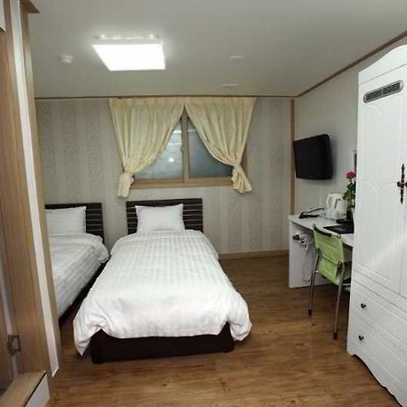Stay Gangnam Seoul Exterior photo