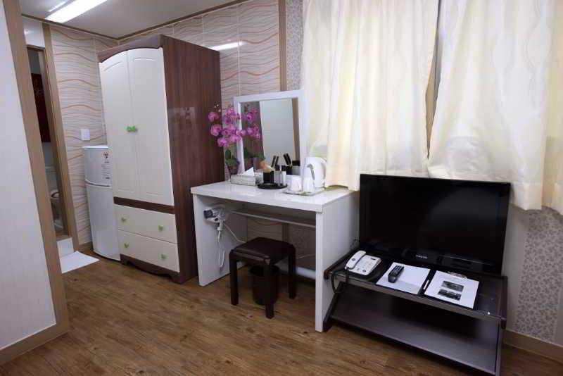 Stay Gangnam Seoul Exterior photo