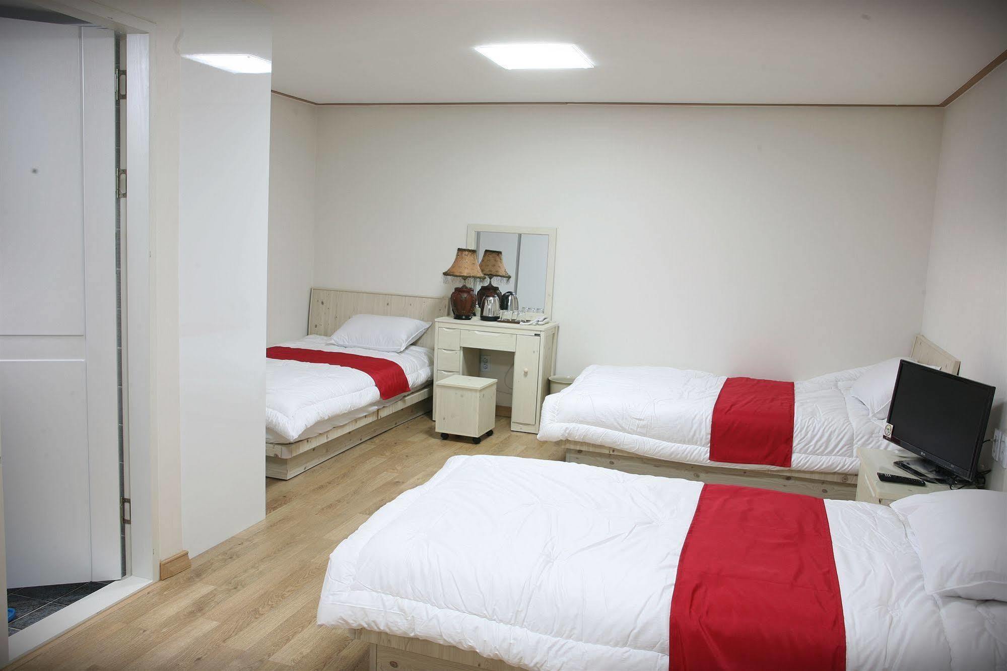 Stay Gangnam Seoul Exterior photo